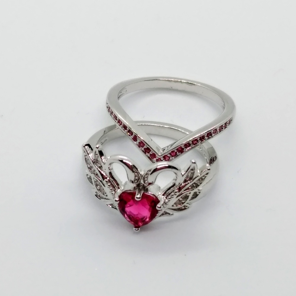 New Women's Magenta AAA Zircon Stackable Ring
